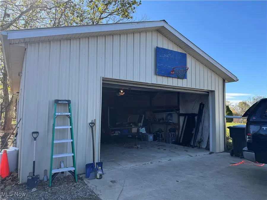 5392 Walters Ne Street, East Canton, OH 44730 - Image #3