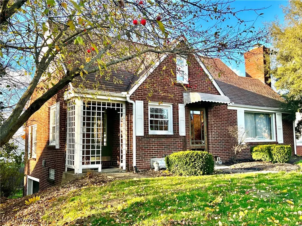 1436 Dexter Ne Road, Massillon, OH 44646 - #1