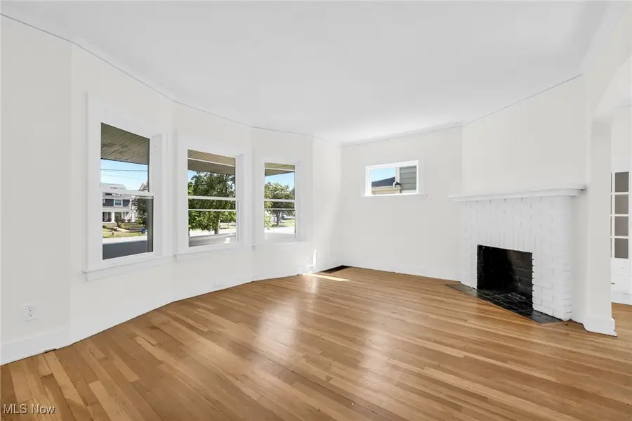 16119 Clifton Boulevard, Lakewood, OH 44107 - Image #3