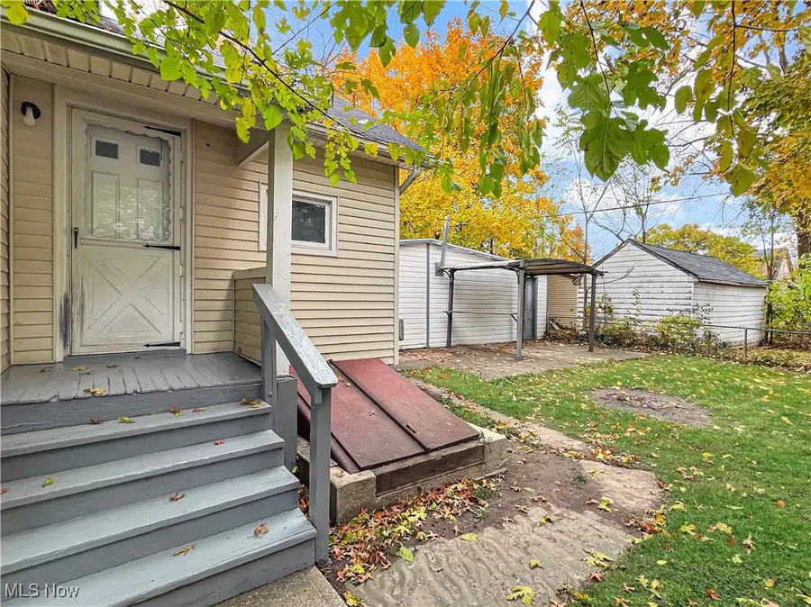 213 Gates Avenue, Elyria, OH 44035 - Image #3