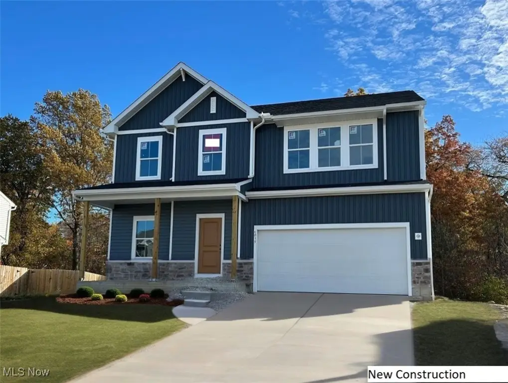 6039 Conneaut Light Drive, Vermilion, OH 44089 - Image #1