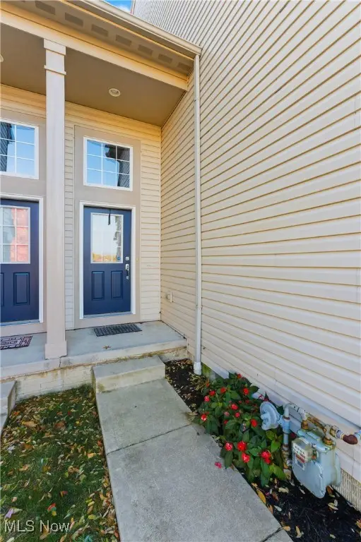 3974 Gardiner Run, Akron, OH 44321 - Image #2