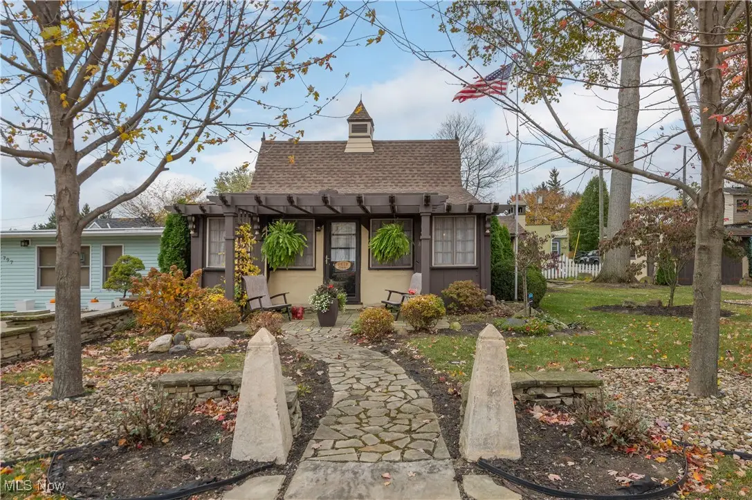 809 Aurora Drive, Vermilion, OH 44089 - Image #1