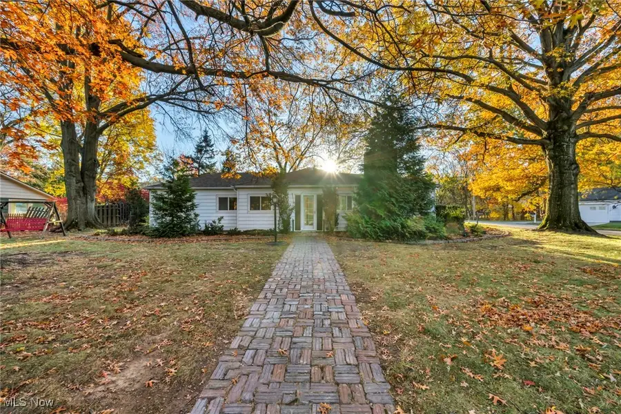 5951 Rockport Lane, Fairview Park, OH 44126 - Image #2