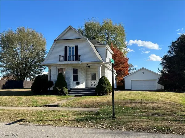 905 W 4th Street, Williamstown, WV 26187