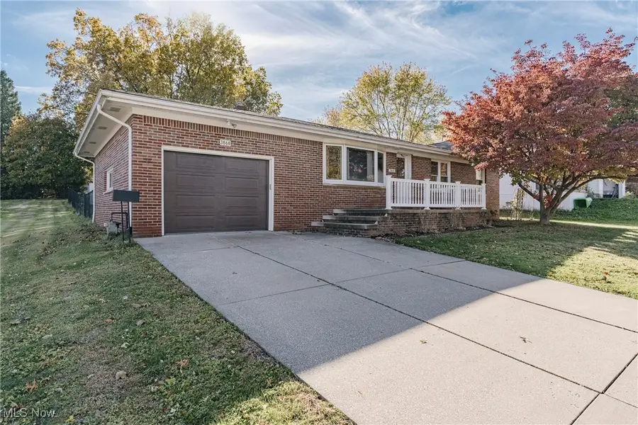 3868 Argonne Street, Mogadore, OH 44260 - Image #2