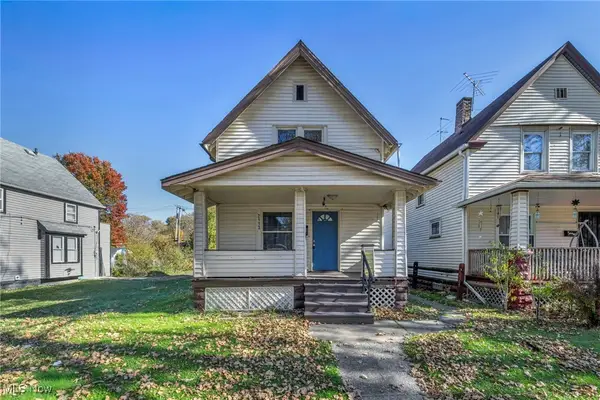 2113 W 85th, Cleveland, OH 44102