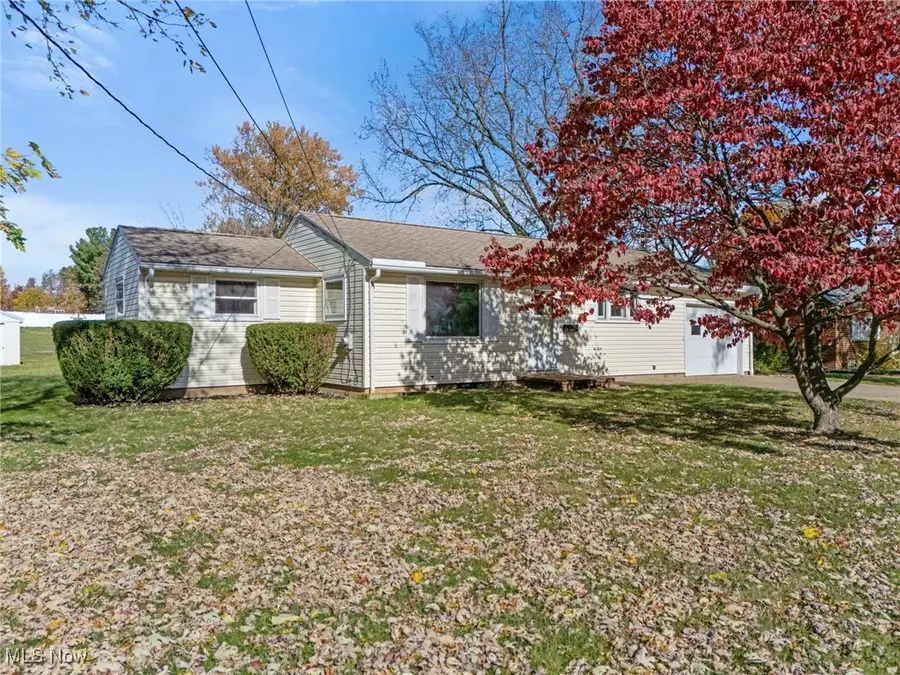 615 Noble W Street, East Canton, OH 44730 - Image #3