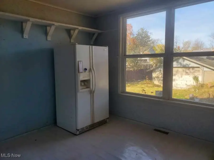 537 3rd Street, Elyria, OH 44035 - Image #3