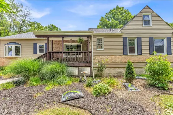 2135 Pine Ridge Drive, Wickliffe, OH 44092