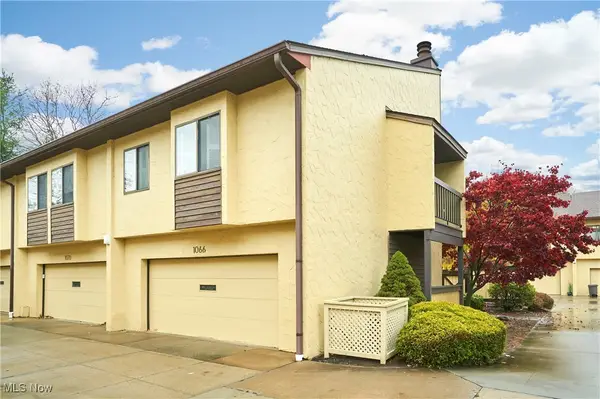 1066 Hampton Ridge Drive, Akron, OH 44313