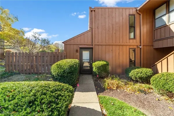 33803 Electric Boulevard #D-15, Avon Lake, OH 44012