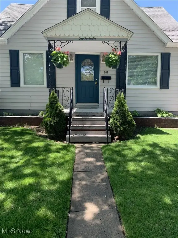 246 29th Nw Street, Barberton, OH 44203 - Image #1