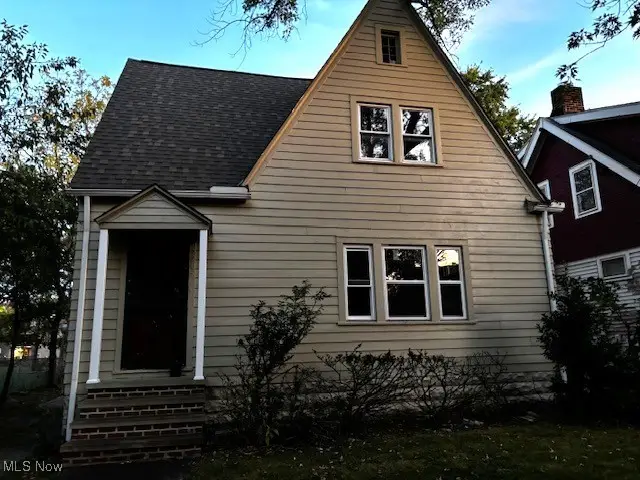 5205 Stanley Avenue, Maple Heights, OH 44137 - #1