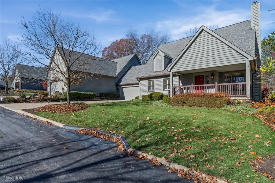 9097 Woodcrest Drive, Brecksville, OH 44141 - Image #2