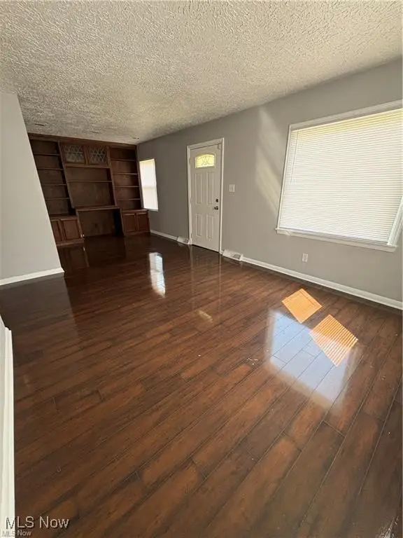 3930 Risher Road, Youngstown, OH 44511 - Image #2