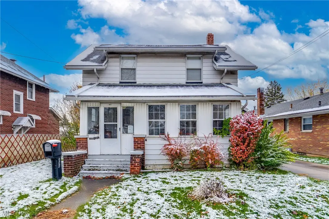 486 W Waterloo Road, Akron, OH 44314 - #1