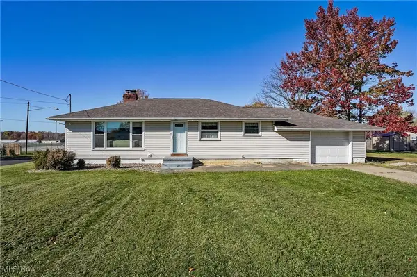 123 26th Nw Street, Massillon, OH 44647