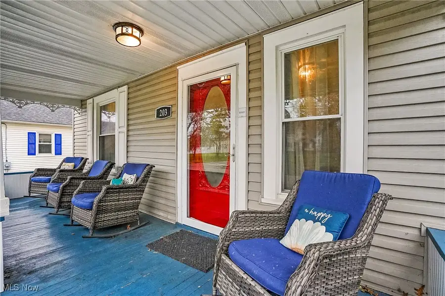 203 N Prospect Avenue, Hartville, OH 44632 - Image #3