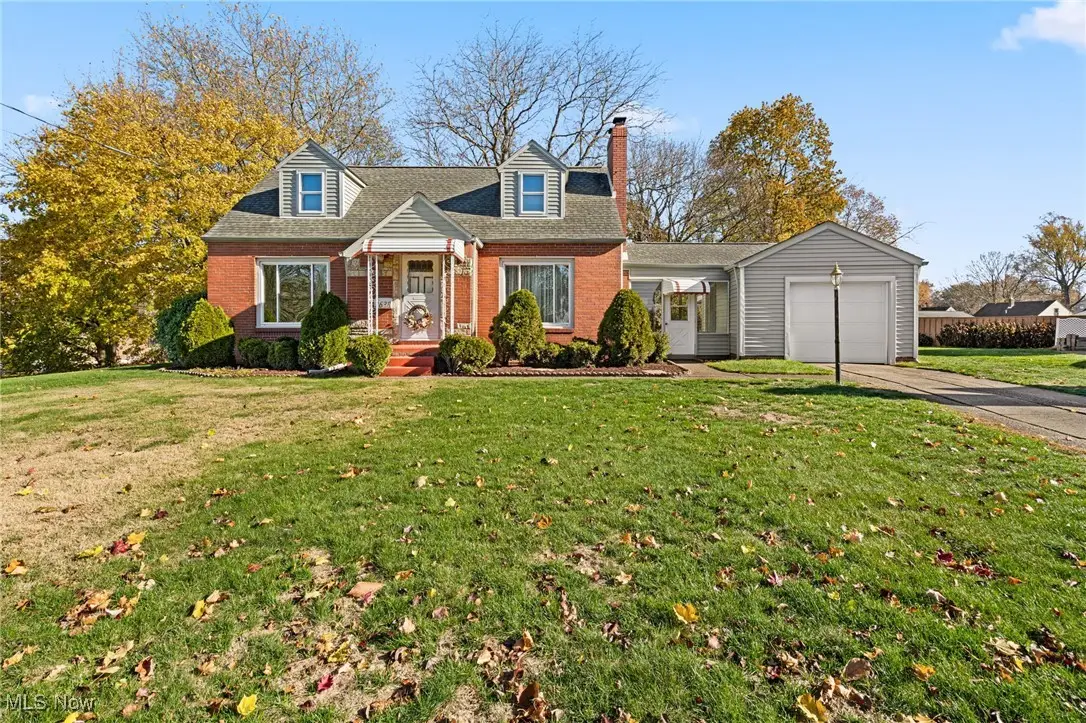 2638 S Graham Circle, Akron, OH 44312 - #1