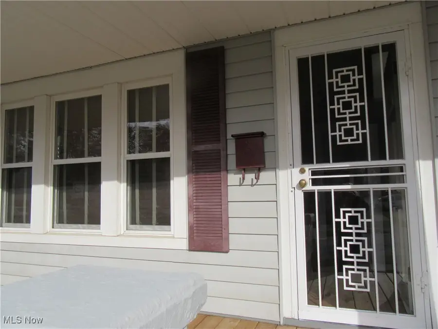 1702 Treadway Avenue, Cleveland, OH 44109 - Image #3