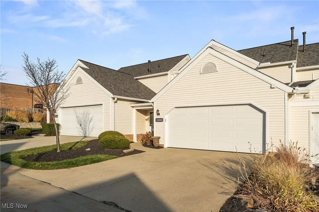 21862 Addington Boulevard, Rocky River, OH 44116 - #1