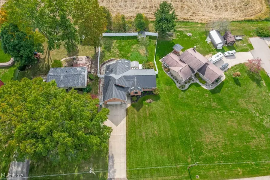 5700 Glena Street, Louisville, OH 44641 - Image #2