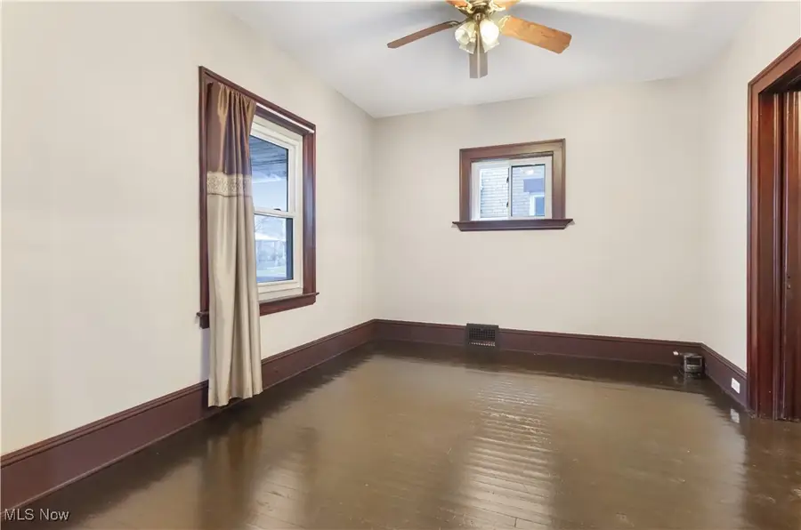 3612 Daisy Avenue, Cleveland, OH 44109 - Image #2