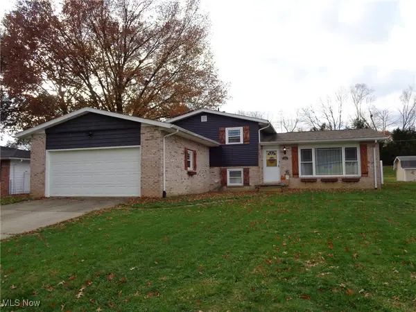 203 Brookfield Street, Louisville, OH 44641