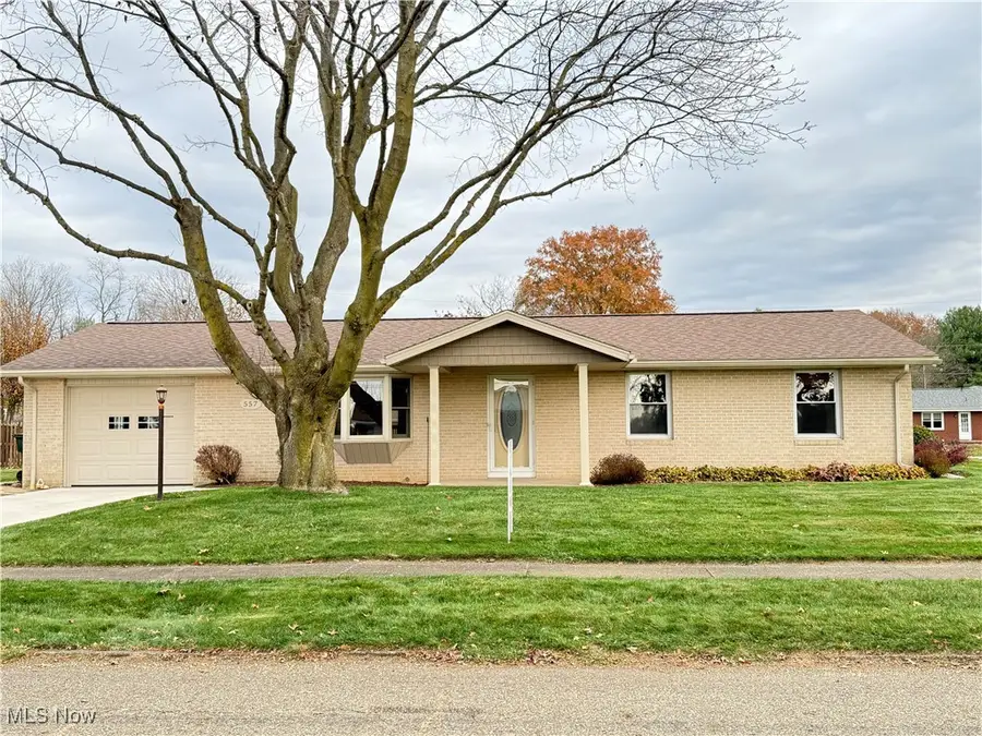 557 Ladyne Nw Avenue, Bolivar, OH 44612 - Image #2