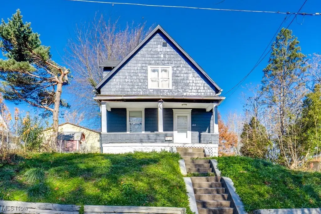 1515 Parkhill Ne Place, Canton, OH 44705 - #1