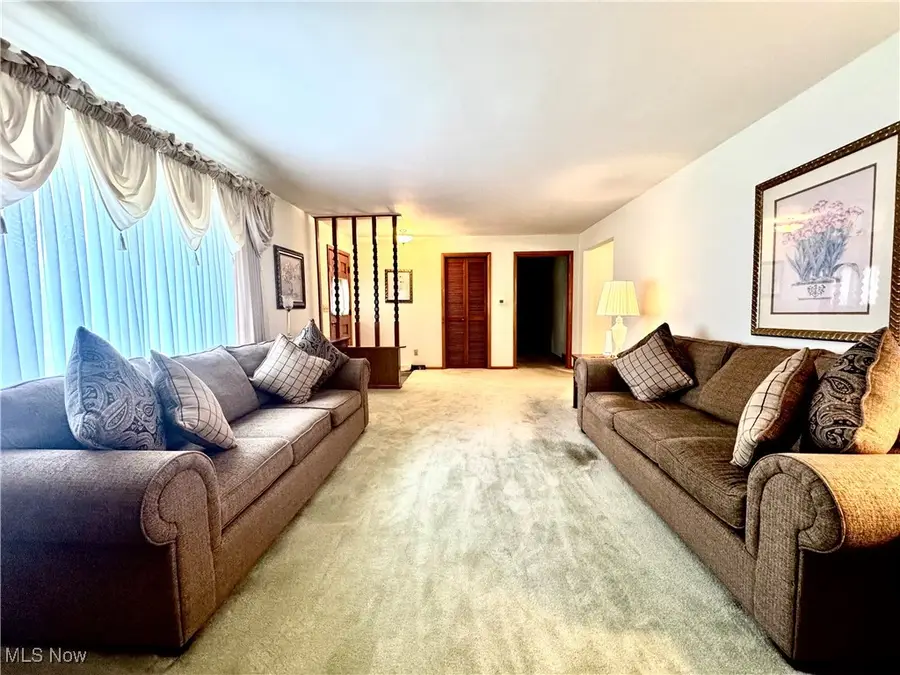 8167 Bendemeer Drive, Youngstown, OH 44514 - Image #2