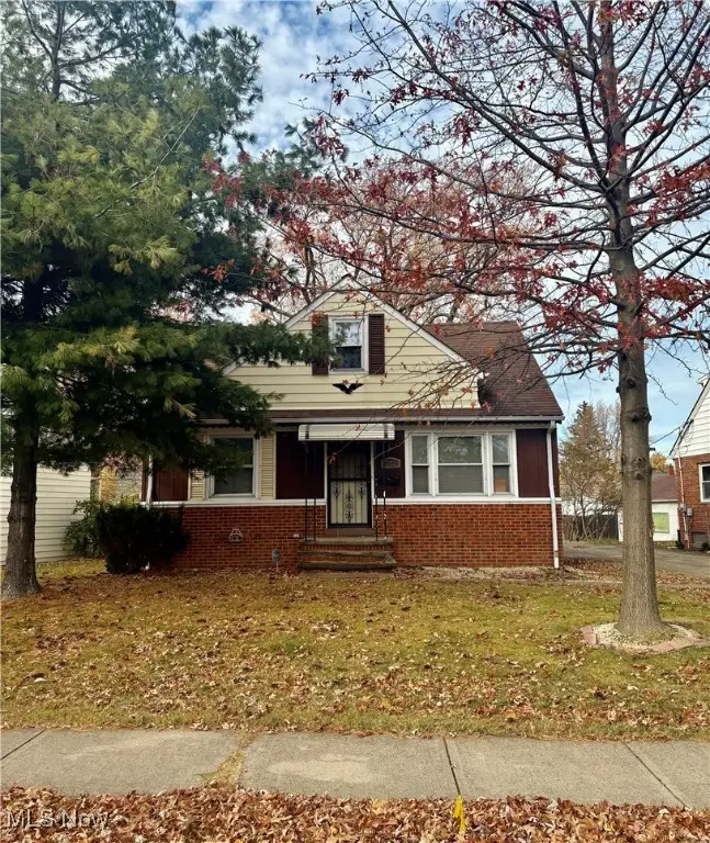 32221 Glen Arden Drive, Willowick, OH 44095 - Image #1