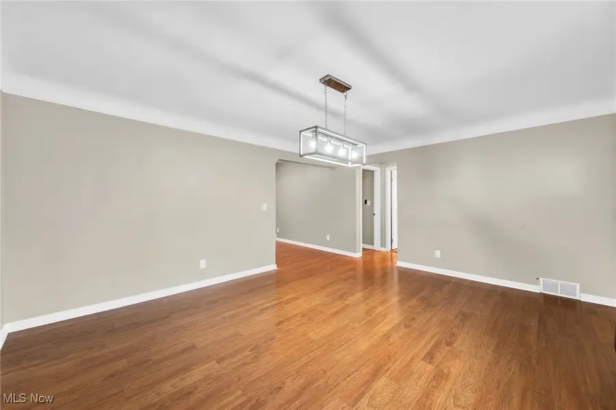 1238 E 343rd Street, Eastlake, OH 44095 - Image #2