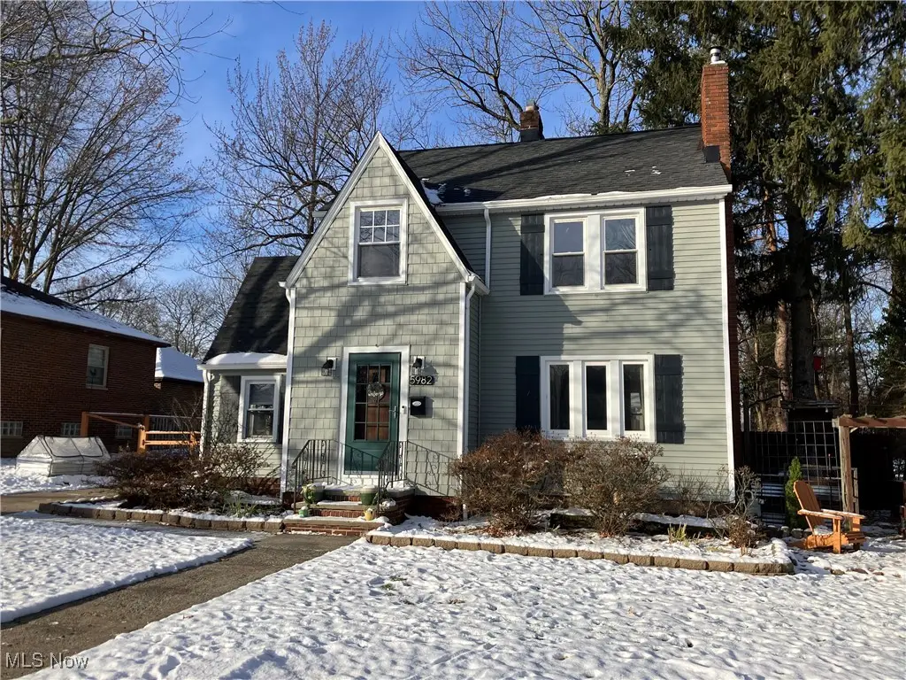 5982 Maplecliff Drive, Parma Heights, OH 44130 - Image #1