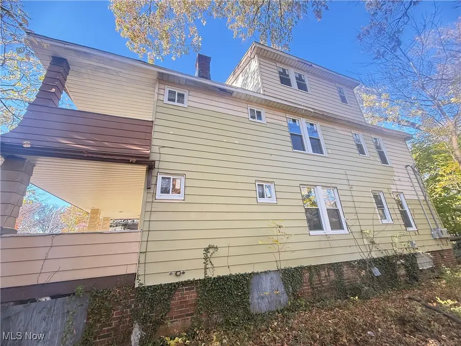 1677 Cliffview Road, Cleveland, OH 44112 - Image #2