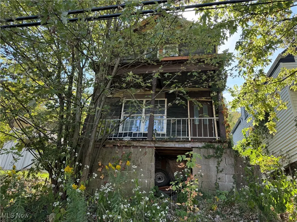 822 W Bennett Street, Bridgeport, OH 43912 - Image #1