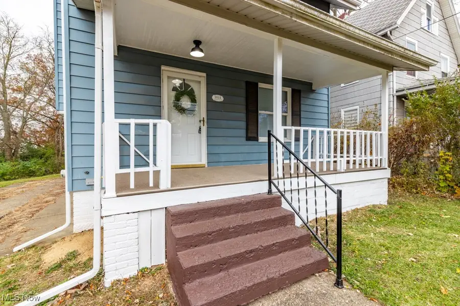 1611 Rowland Ne Avenue, Canton, OH 44705 - Image #2