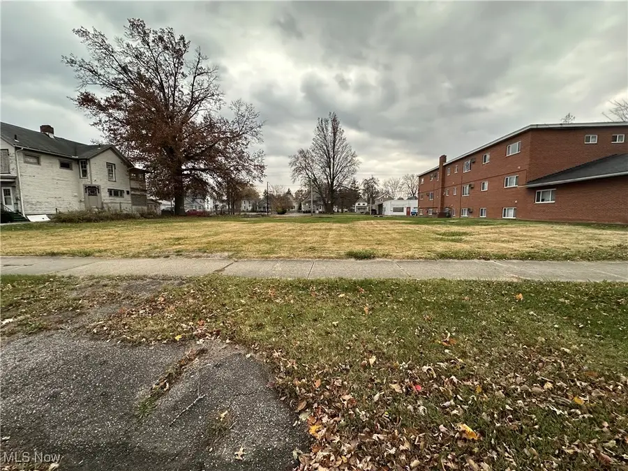 230 4th Street, Elyria, OH 44035 - Image #2