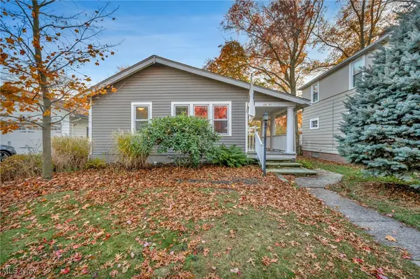 24401 Bruce Road, Bay Village, OH 44140