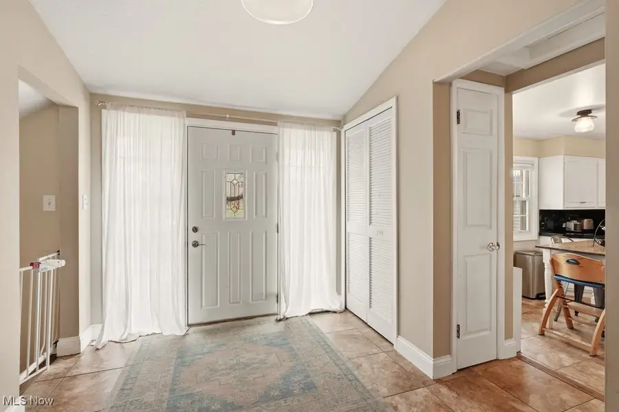 7659 Edgewood Lane, Seven Hills, OH 44131 - Image #3