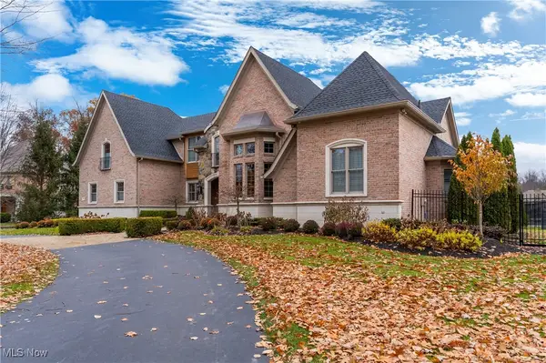 1030 Torrey Pines Ne Street, Warren, OH 44484