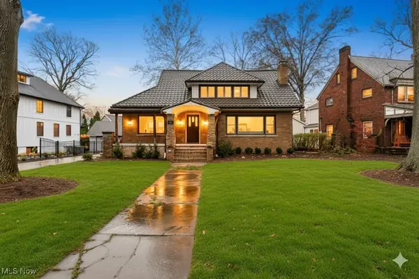 380 Elmwood Road, Rocky River, OH 44116