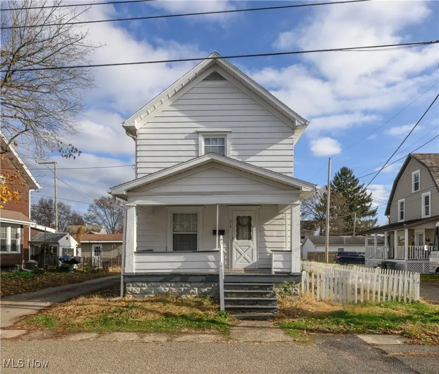 219 5th Nw Drive, New Philadelphia, OH 44663 - Image #1