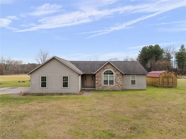 8546 Mapleton Se Street, East Canton, OH 44730