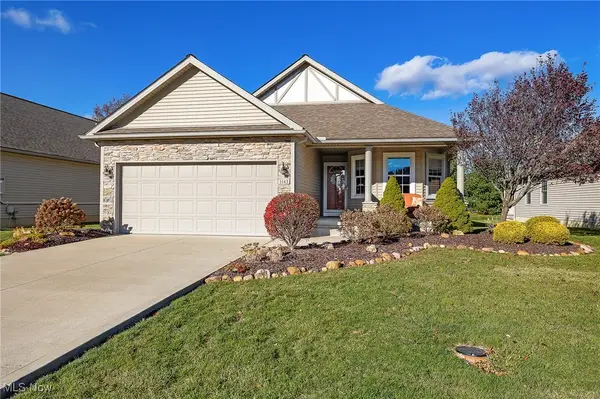 1143 Hunting Hollow, Grafton, OH 44044