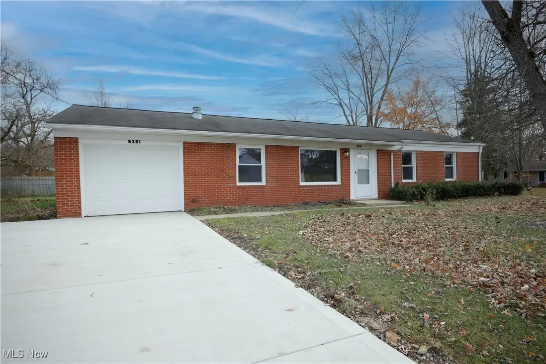 5361 Diana Lynn Drive, Stow, OH 44224 - Image #1