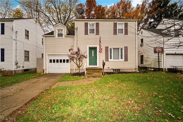 1910 37th Nw Street, Canton, OH 44709