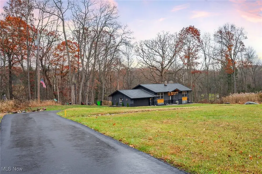 7801 Summerset Drive, Walton Hills, OH 44146 - #3