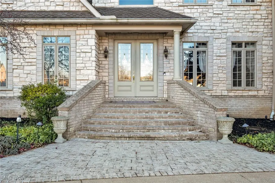 1524 Eagle Watch Ne Street, Canton, OH 44721 - #3